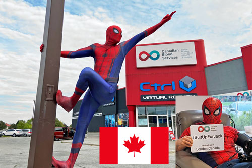 Spiderman Cosplayer