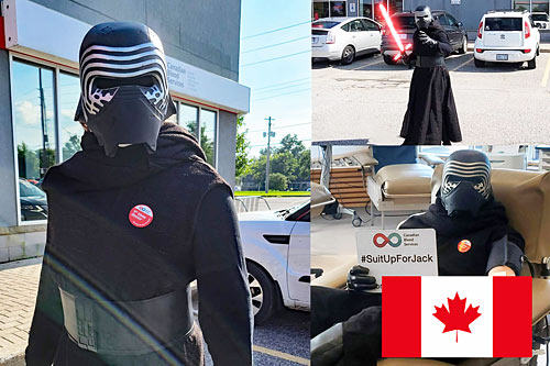 Kylo Ren Cosplayer